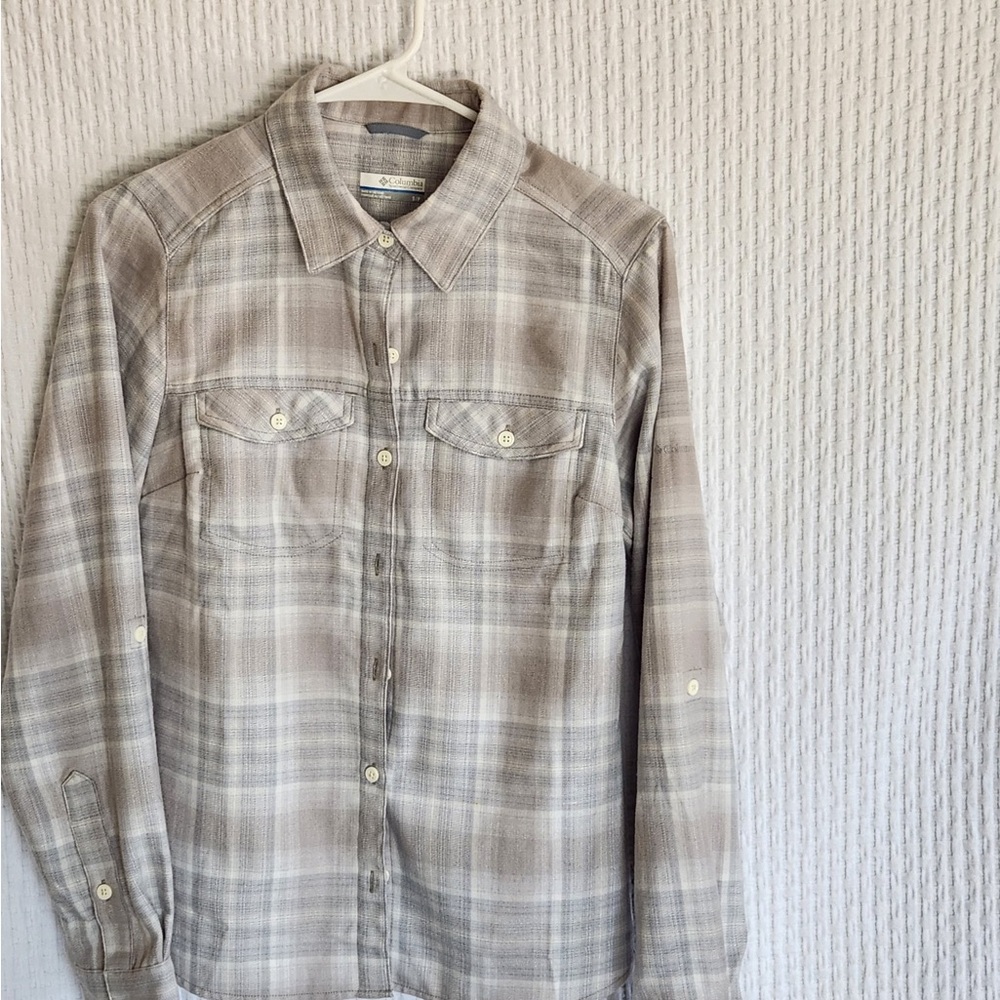 Columbia Women's Plaid Button Down Shirt - Gray